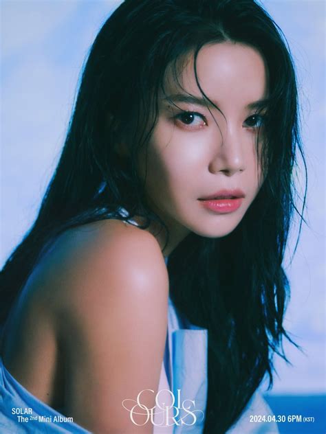 MAMAMOO's Solar shows surreal charms in the new teaser .